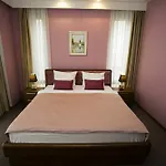 Royal Gold - Ruza 3*