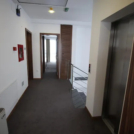 Royal Gold - Ruza Hotel