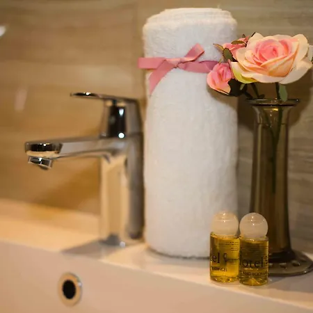 Royal Gold - Ruza Hotel