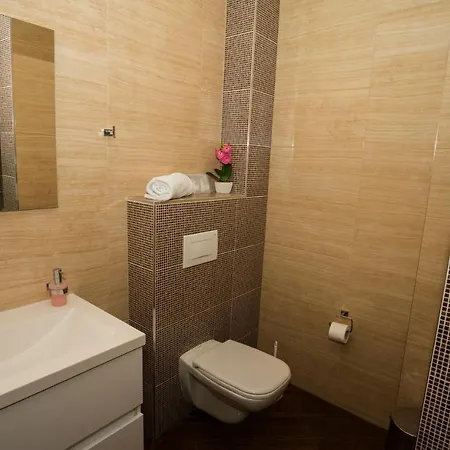 Royal Gold - Ruza Hotel