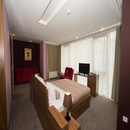 Royal Gold - Ruza Hotel